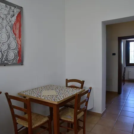 Casa Del Geco Bed & Breakfast 3*